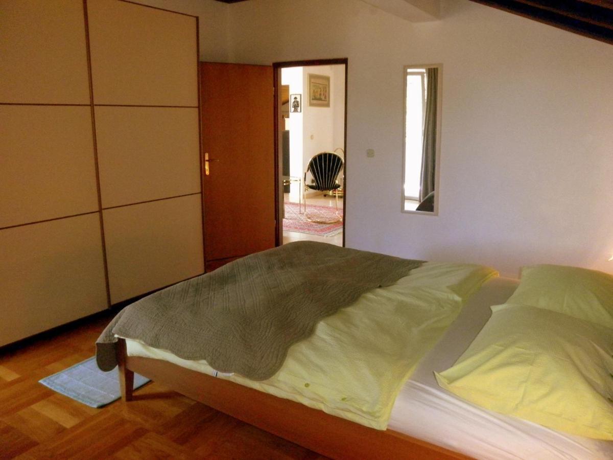 Apartment Preka Palit Eksteriør bilde