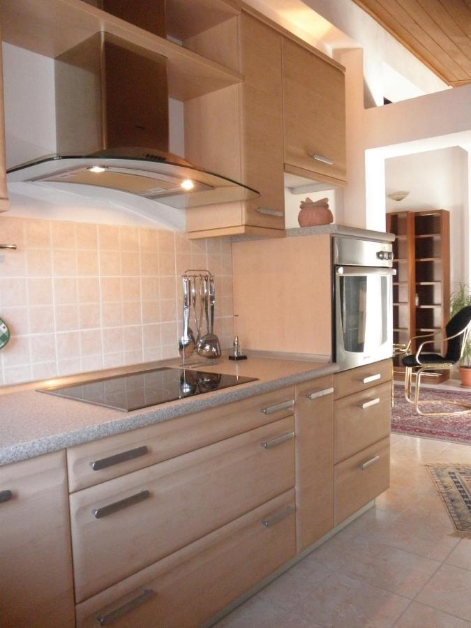 Apartment Preka Palit Eksteriør bilde